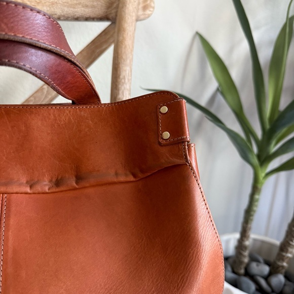 Sezane Sam leather tote bag - Picture 4 of 13